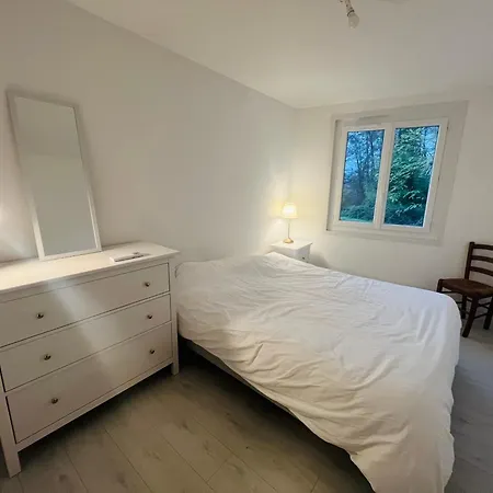 Maison En Pierre Avec Cour 빌라