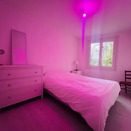 빌라 Maison En Pierre Avec Cour *